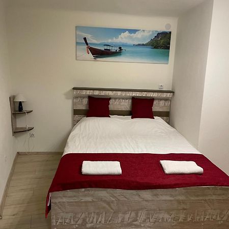 Romantic Hotel Centar Omišalj Eksteriør billede