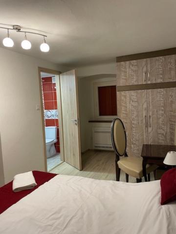 Romantic Hotel Centar Omišalj Eksteriør billede